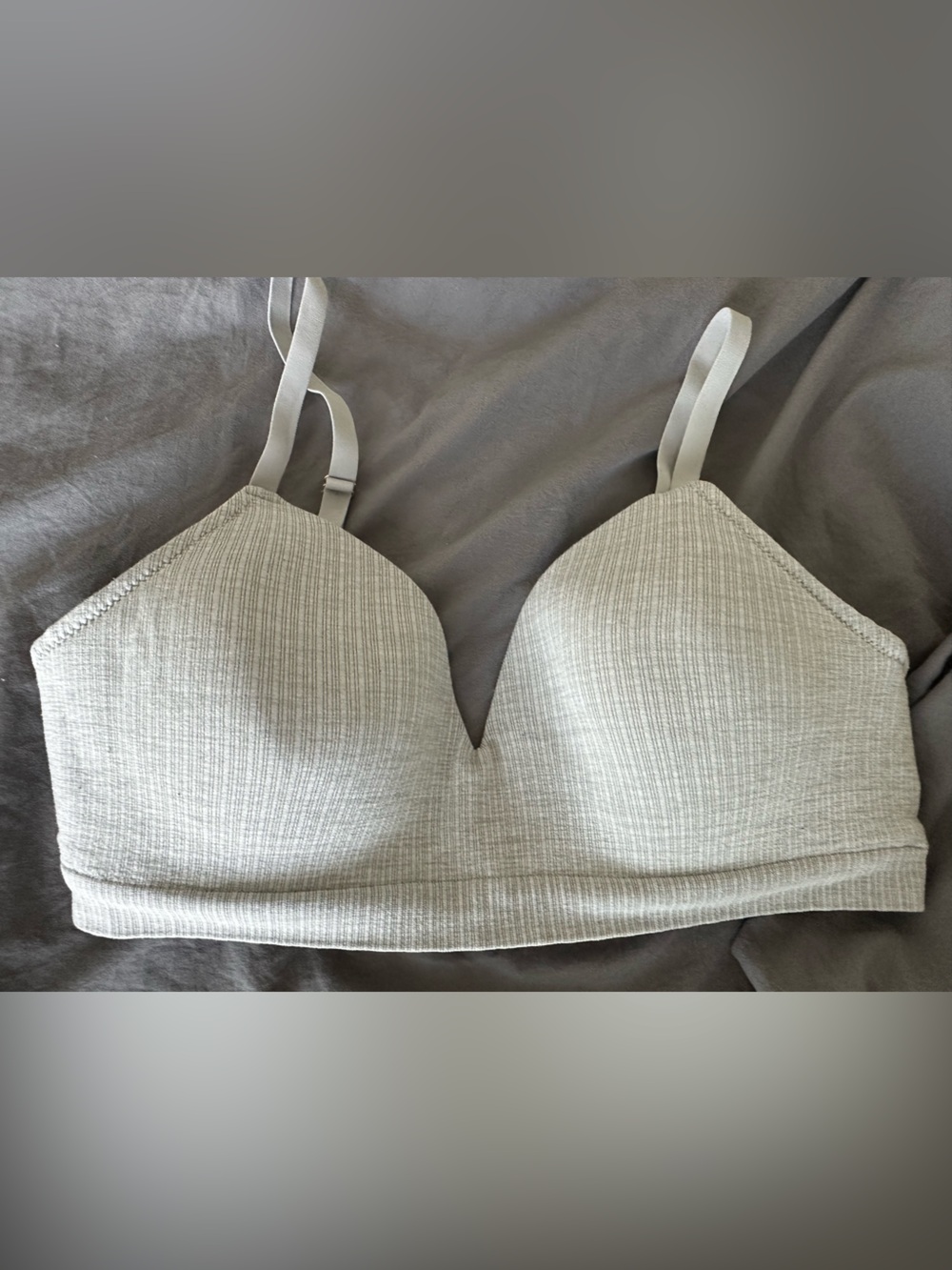 Joyspun Light Gray Seamless Wireless T-Shirt Bra - Women Large Grey